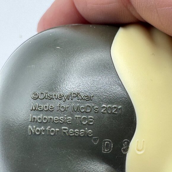 Disney Pixar 2021 McDonalds Happy Meal Toy Cat Figure Collectible Indonesia TCB - Picture 6 of 6